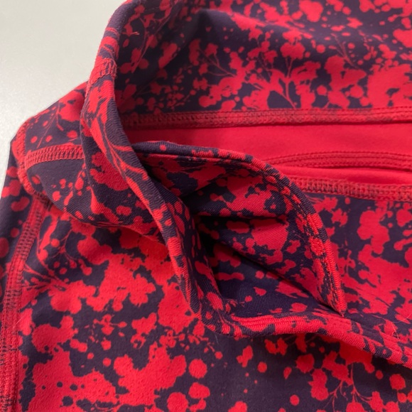 Fabletics high rise red and navy print legging - Picture 3 of 5